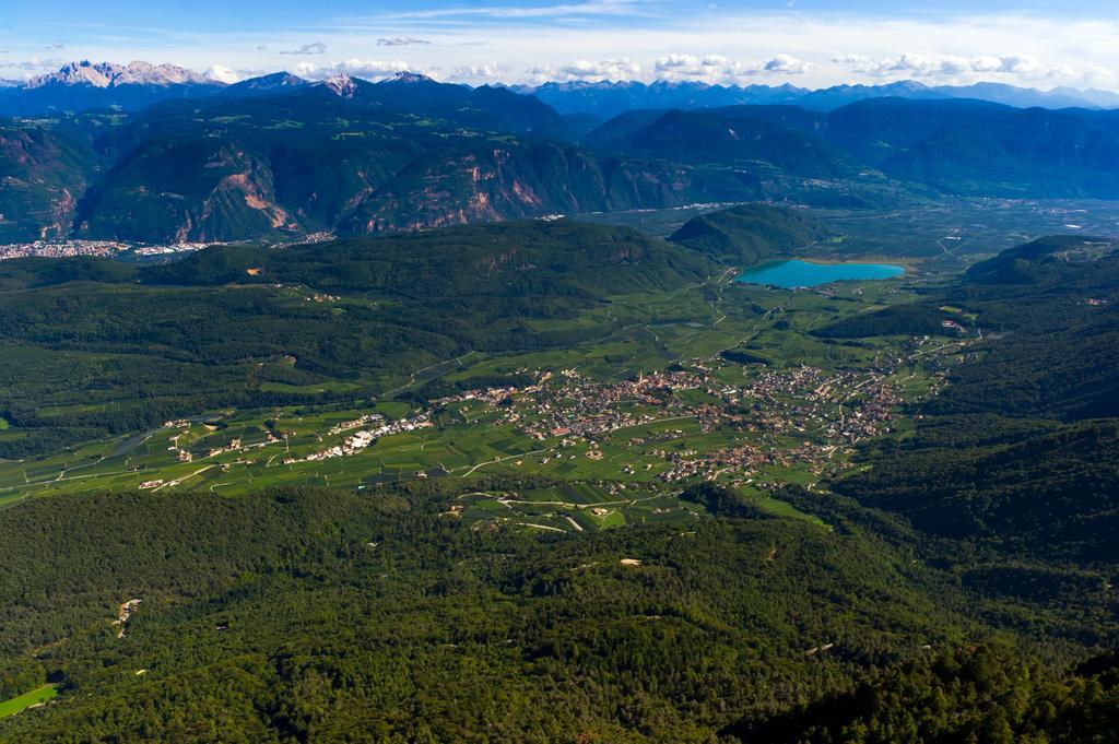 Haus Dorfblick Lägenhet Caldaro Exteriör bild
